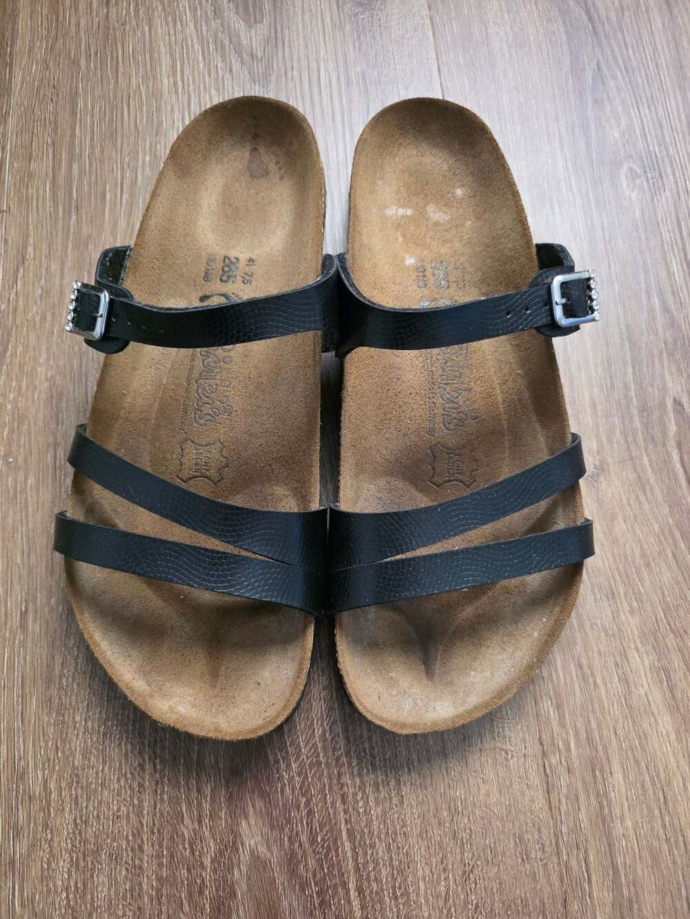 Birki’s by Birkenstock Salina Black Python Rhinestone Buckle Sandals 41